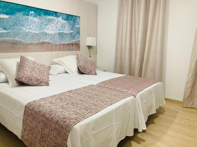 Bedroom 3, Hotel Colon, Baleares