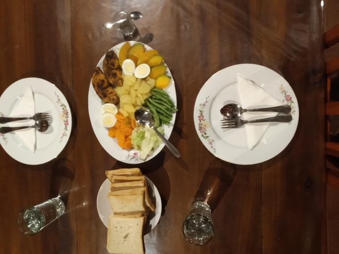 Food & Drinks 3, Me-Family, Matale