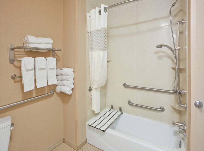 Bathroom 30