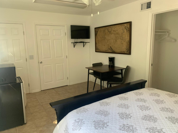 Bedroom 3, Tropical Cottages, Monroe