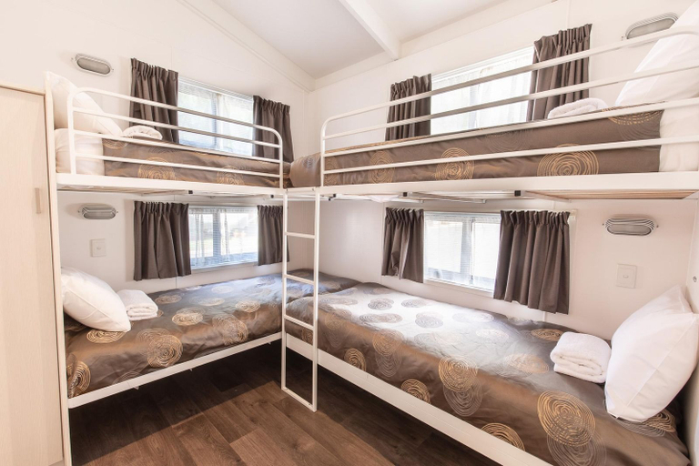 Bedroom 3, Geelong Holiday Park, South Barwon - Inner