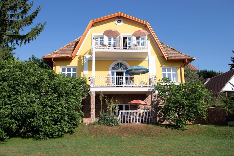 Others 4, Gyongyom Apartman, Balatonalmádi