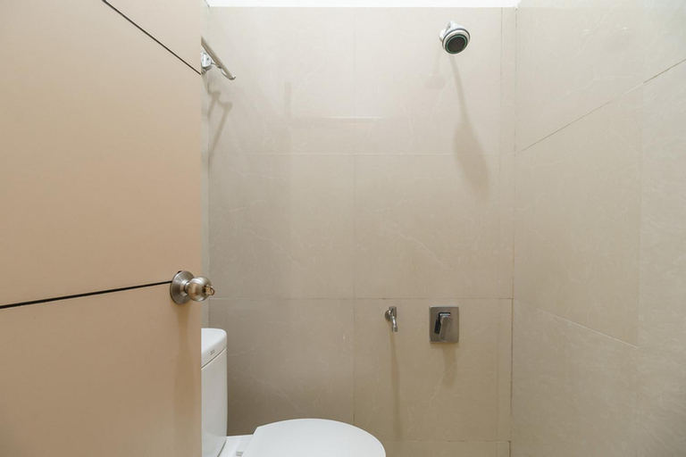 Bathroom 4