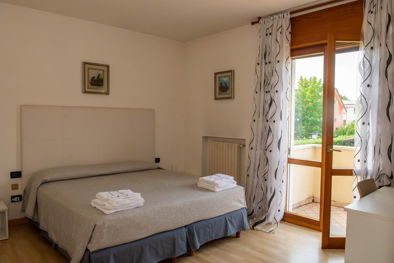 Others 4, Bed and Breakfast La Sosta, Padua