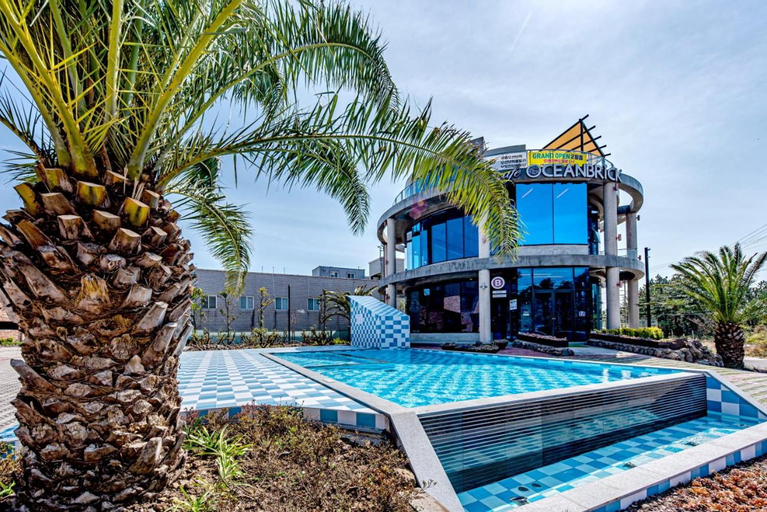 Swimming Pool 3