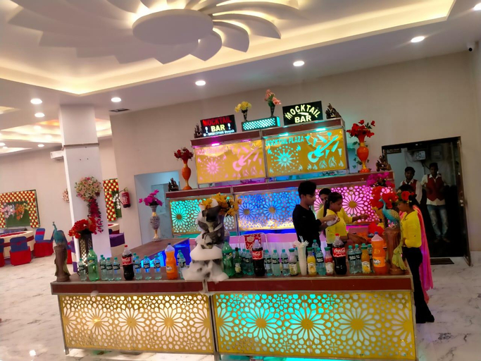 Others 5, Hari International, Munger