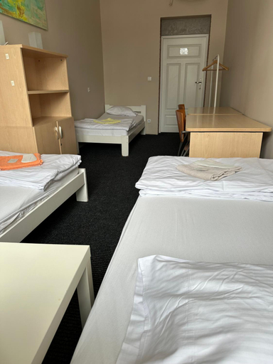 Others 2, Chilli Hostel, Środa Śląska