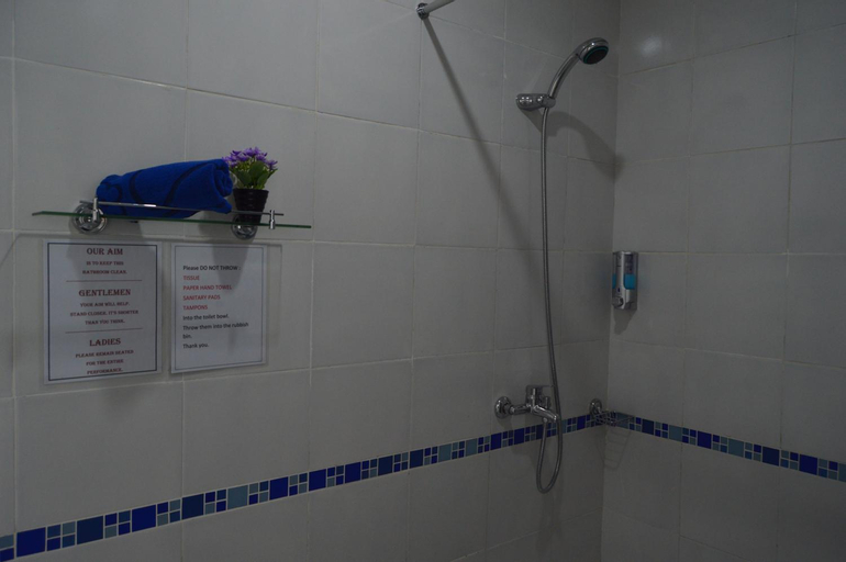 Bathroom 7