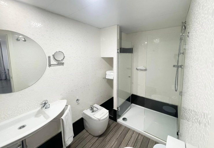 Bathroom 4, La Boutique Puerta Osario, Córdoba