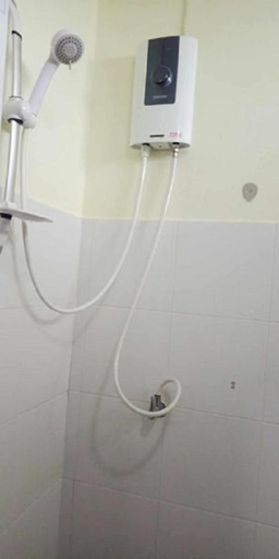 Bathroom 5, Najjamee Bungalow, Ko Yao District