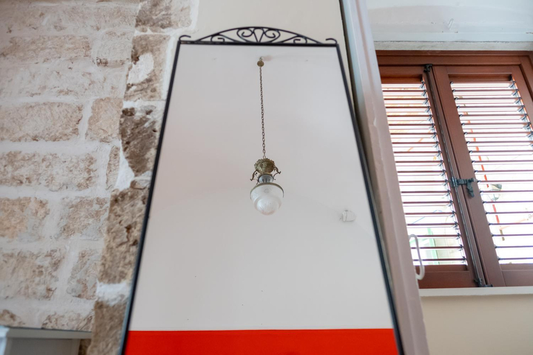 Others 5, B&B Santi Medici, Bari