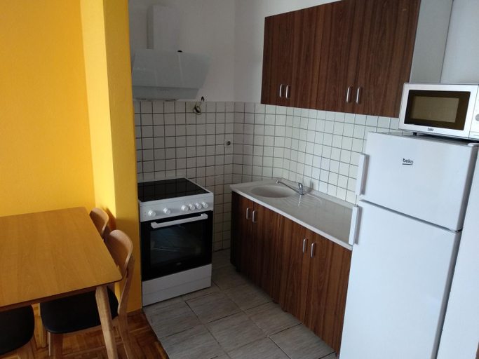 Kitchen 3, Fushe Kosove Apartments, Priština