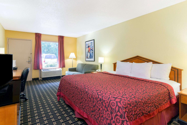 Bedroom 25