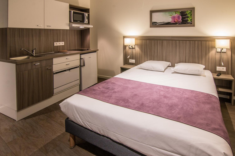 Bedroom 13