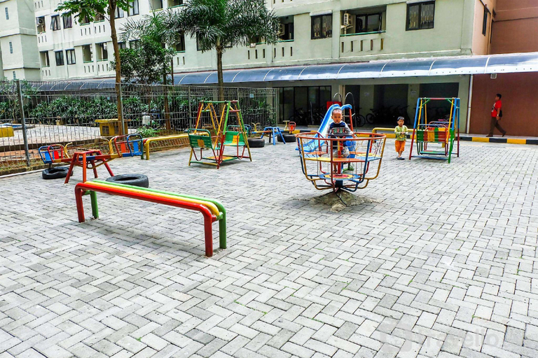 Family & Kids, Contemporary Studio Apt Kebagusan City By Travelio, South Jakarta