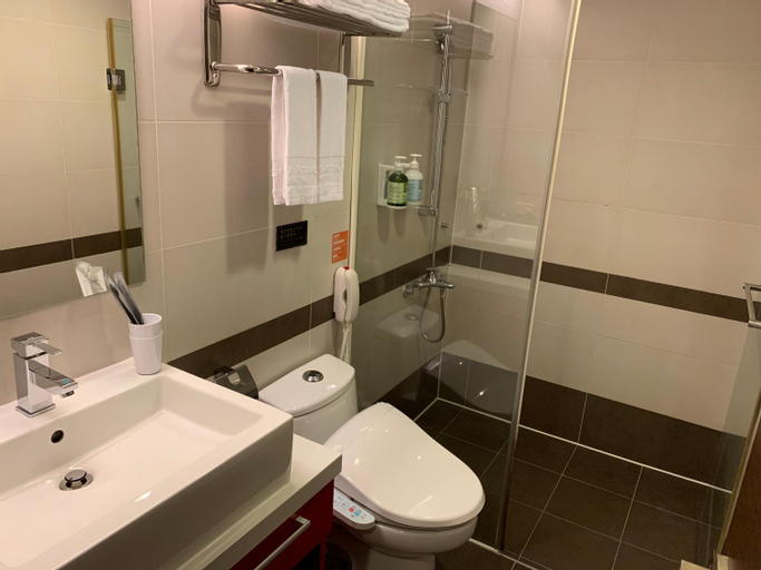 Bathroom 6