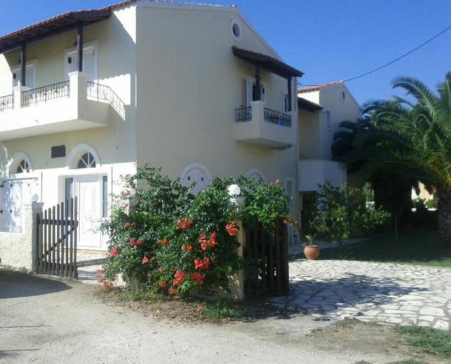 Others 4, Villa Stefania, Ionian Islands