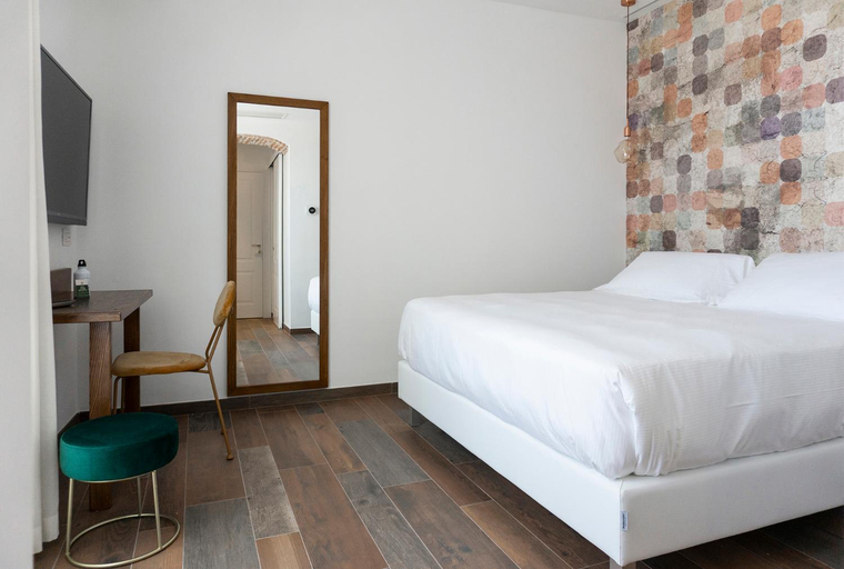 Bedroom 12