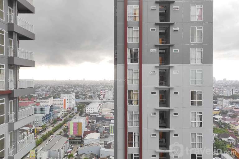 Exterior & Views 23