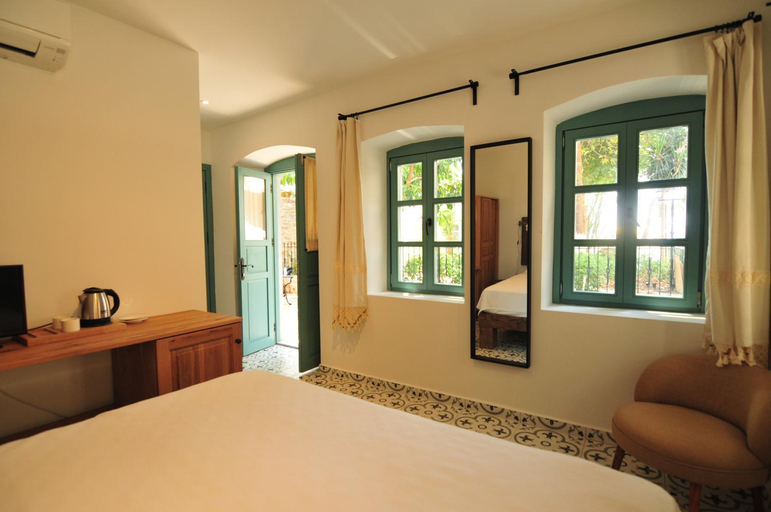 Others 4, Oalis, Bodrum