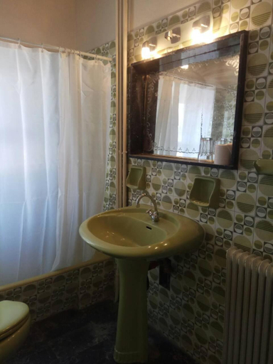 Bathroom 4, Glaros Hotel, Attica