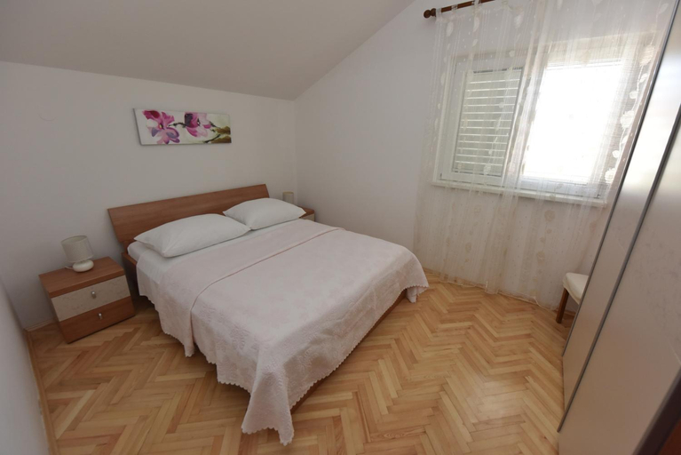 Others 4, Apartments Pralija, Šibenik