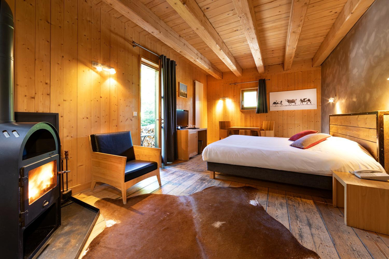 Bedroom 3, Hotel du Golf, Isère