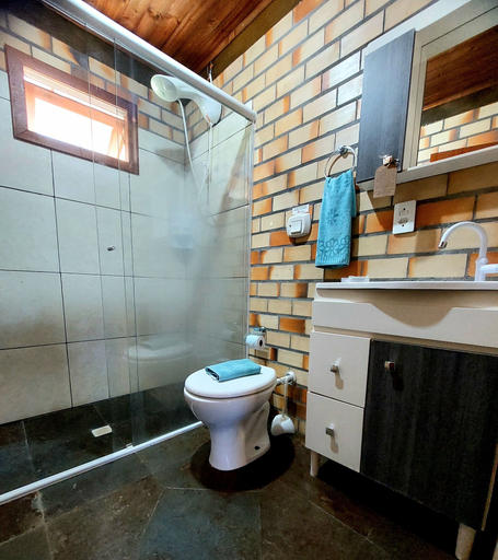 Bathroom, Pousada Raízes da Guarda, Palhoça