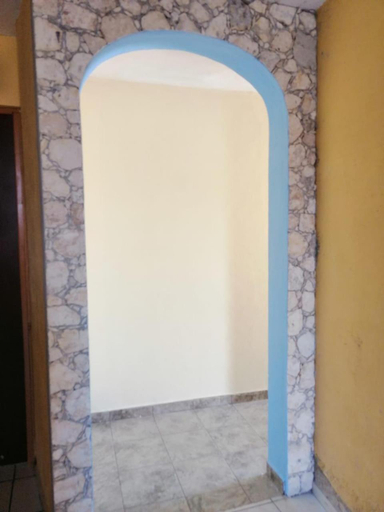Others 5, Hotel Chely, Ezequiel Montes