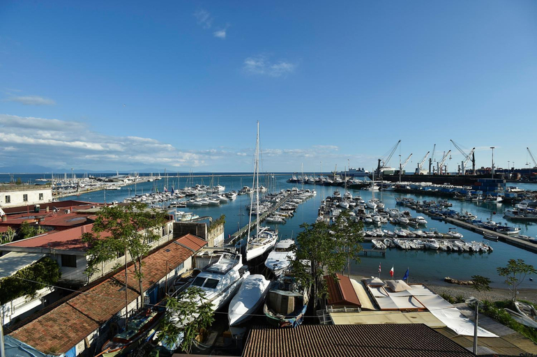 Others 4, Nereidi Suites, Salerno