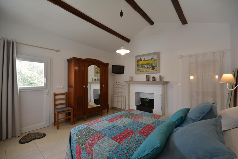 Others 5, le cabanon de l'olivette, Bouches-du-Rhône