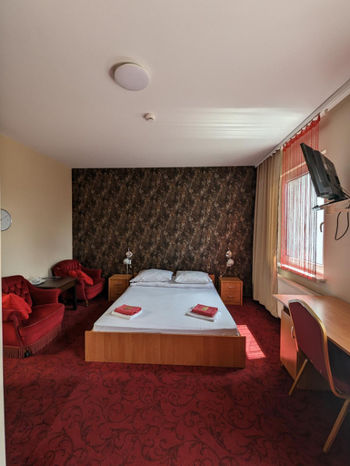 Bedroom 2, Motel DRABEK, Tarnowskie