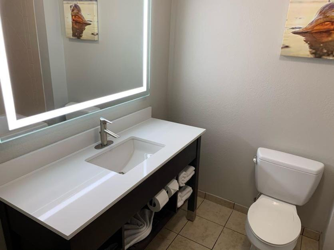Bathroom 4