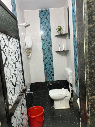 Bathroom 3, soge holiday lodging, Raigarh