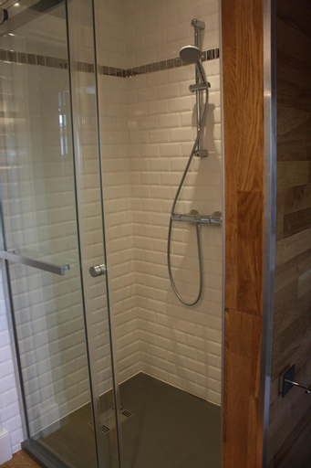 Bathroom 5