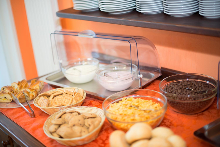 Food & Drinks 2, Hostel L'Ost - Ostello di Grumes, Trento