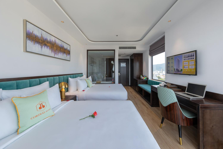 Bedroom 2, Cordial Grand Hotel Da Nang Beach - Infinity Rooftop Pool, Da Nang