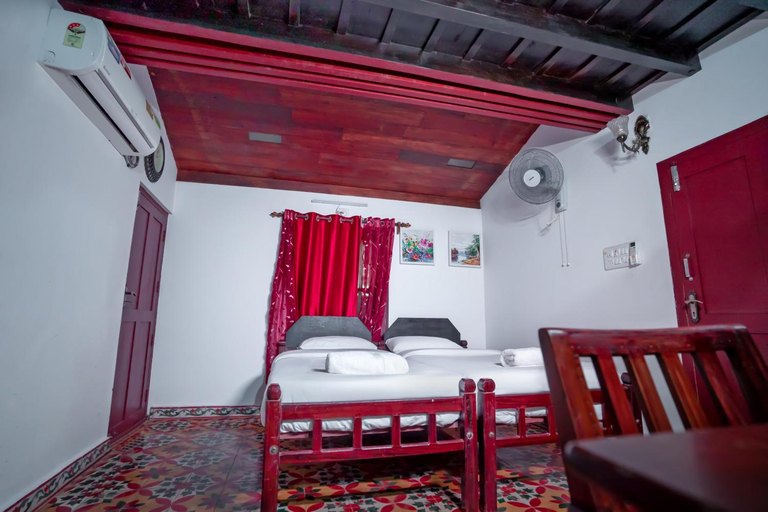 Bedroom 2, Anamala Serenity Homestay Kerala, Thrissur