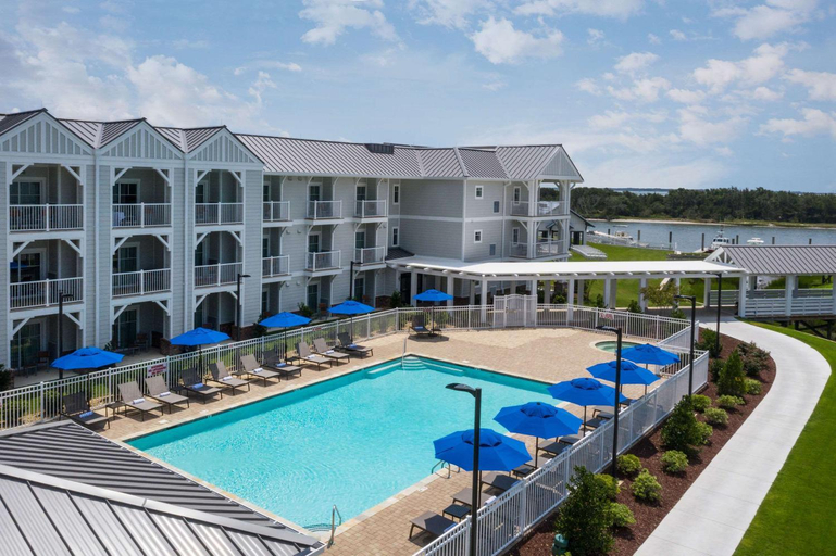 Sport & Beauty, The Beaufort Hotel, Carteret