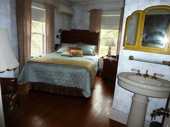 Others 3, Back INN Time B&B, Lancaster