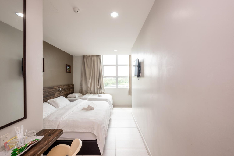 Bedroom 14