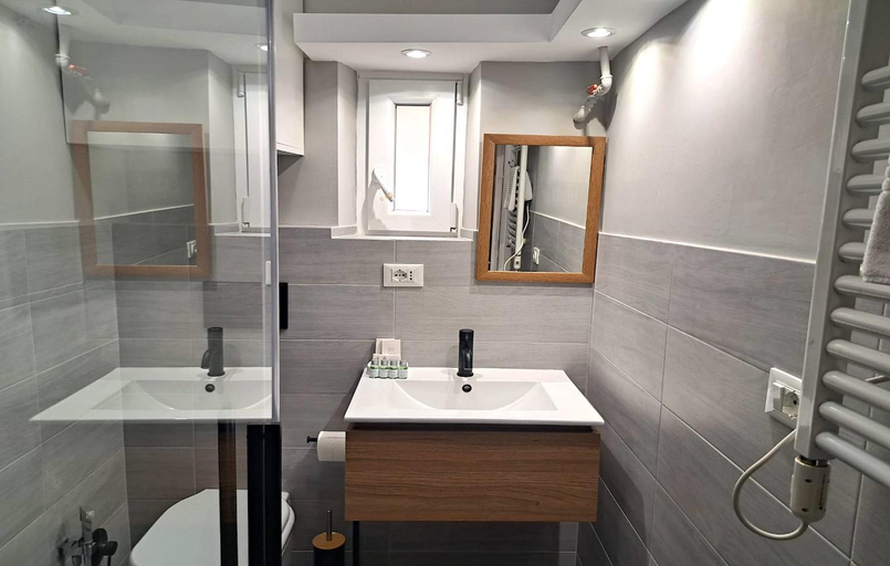 Bathroom 3, DormiRoma - Cedro 21 Apartments, Rome