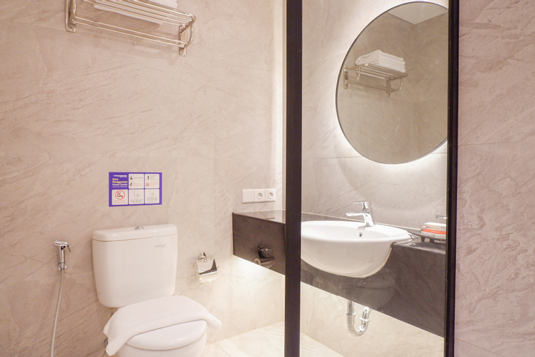 Bathroom 8