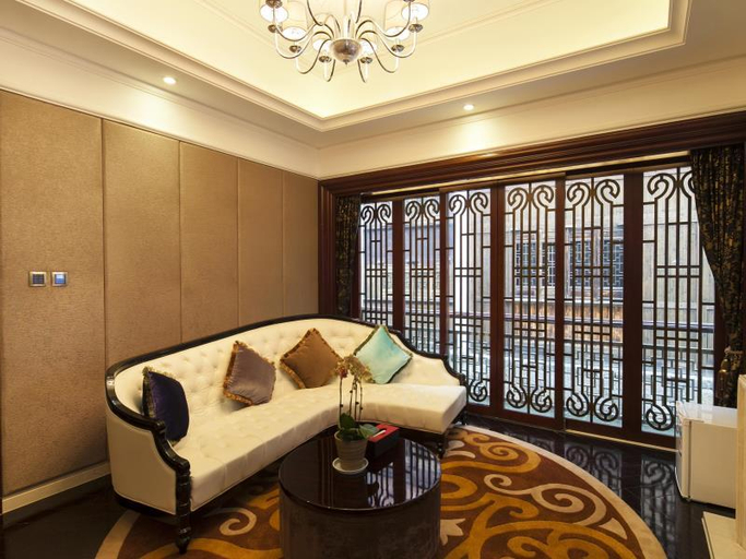 Others 5, Eden Club House, Jiaxing