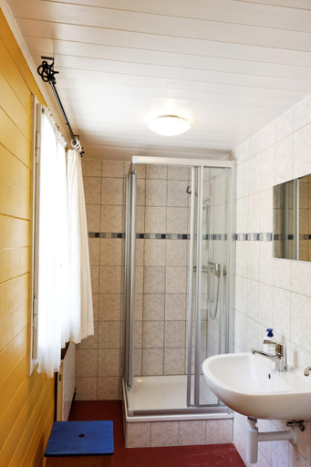 Bathroom, Hotel Steinbock, Interlaken
