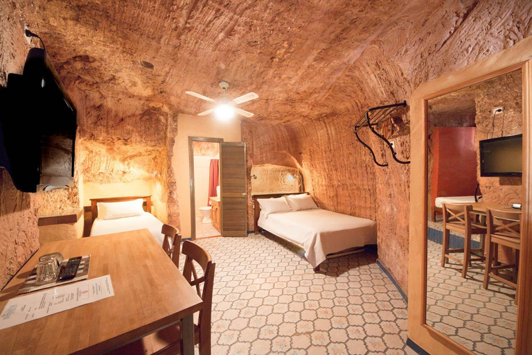 Others 3, The Underground Motel, Coober Pedy