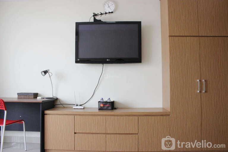 Others 3, Studio at Beverly Dago Apt near ITB By Travelio, Bandung