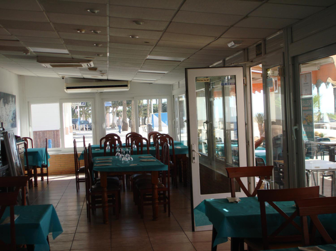 Food & Drinks, Pension sol y playa, Almería