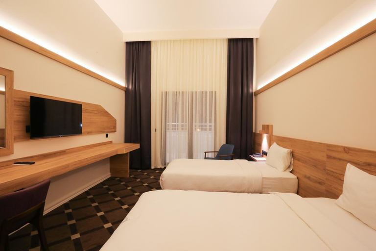 Bedroom 13