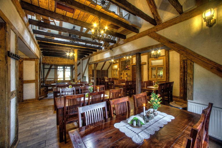 Food & Drinks 3, Zajazd Sanocki, Sanok